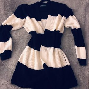 NWOT Foxblood cardigan